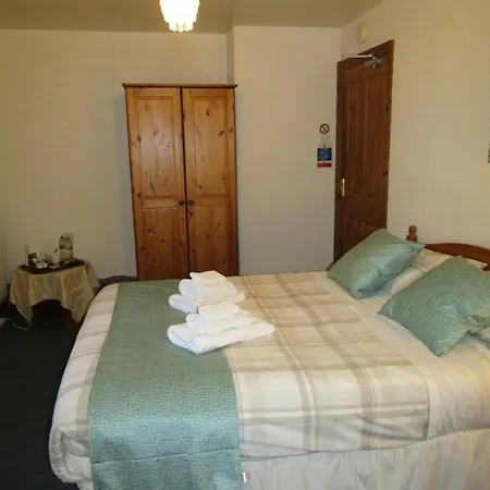 The Belted Will Farlam