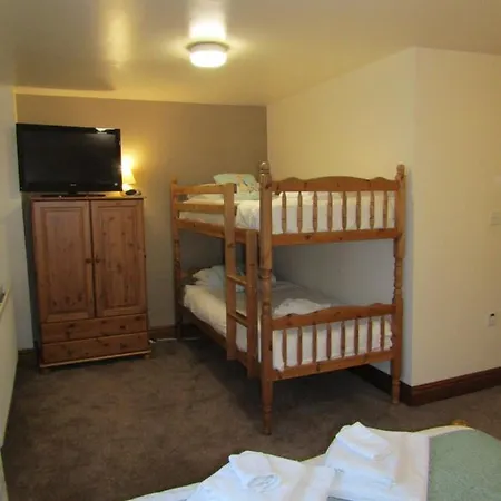 Inn The Belted Will Farlam